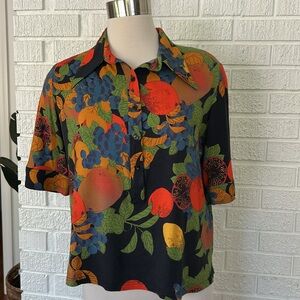 LA PRESTIC OUISTON- Lauren top. Fruit print
